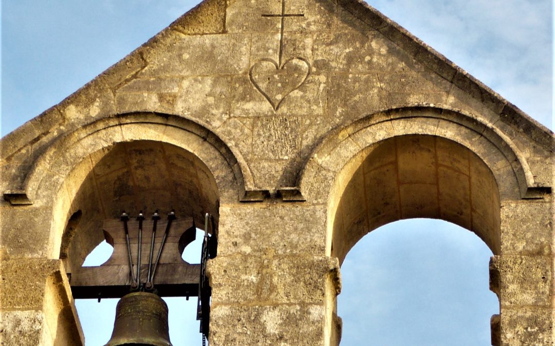 De la symphonie campanaire à  l’écho des collines