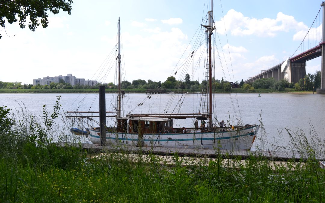 Et au milieu coule un fleuve…